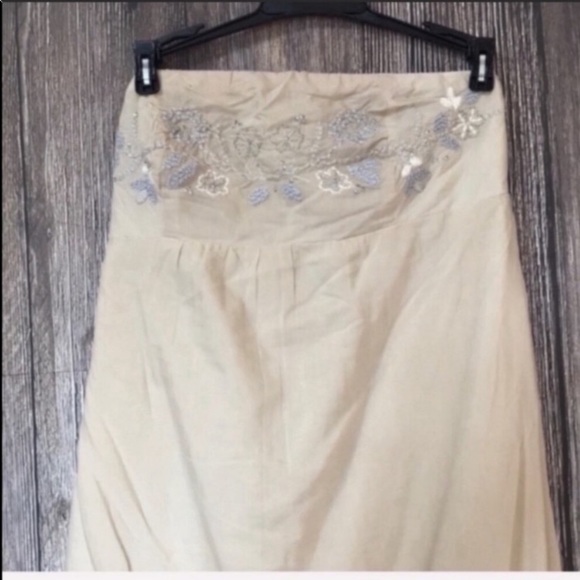 AE strapless floral embroidered dress - Picture 4 of 8